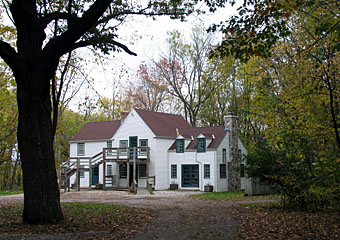 Whitnall Park Ross Lodge