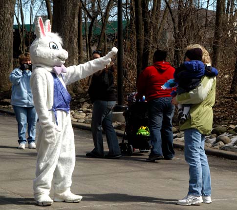 Join Us for a hopping good time at EGG DAY Sponsored byt McCormick and Pick 'n Save.