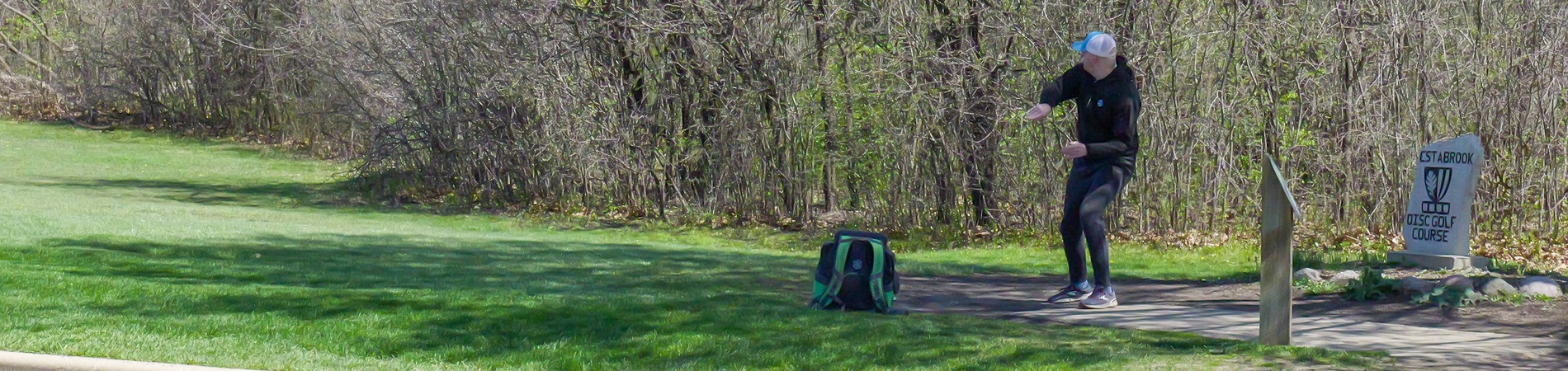 Disc Golfer throwing