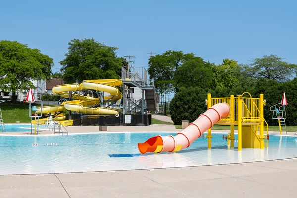Pelican Cove slides and water features