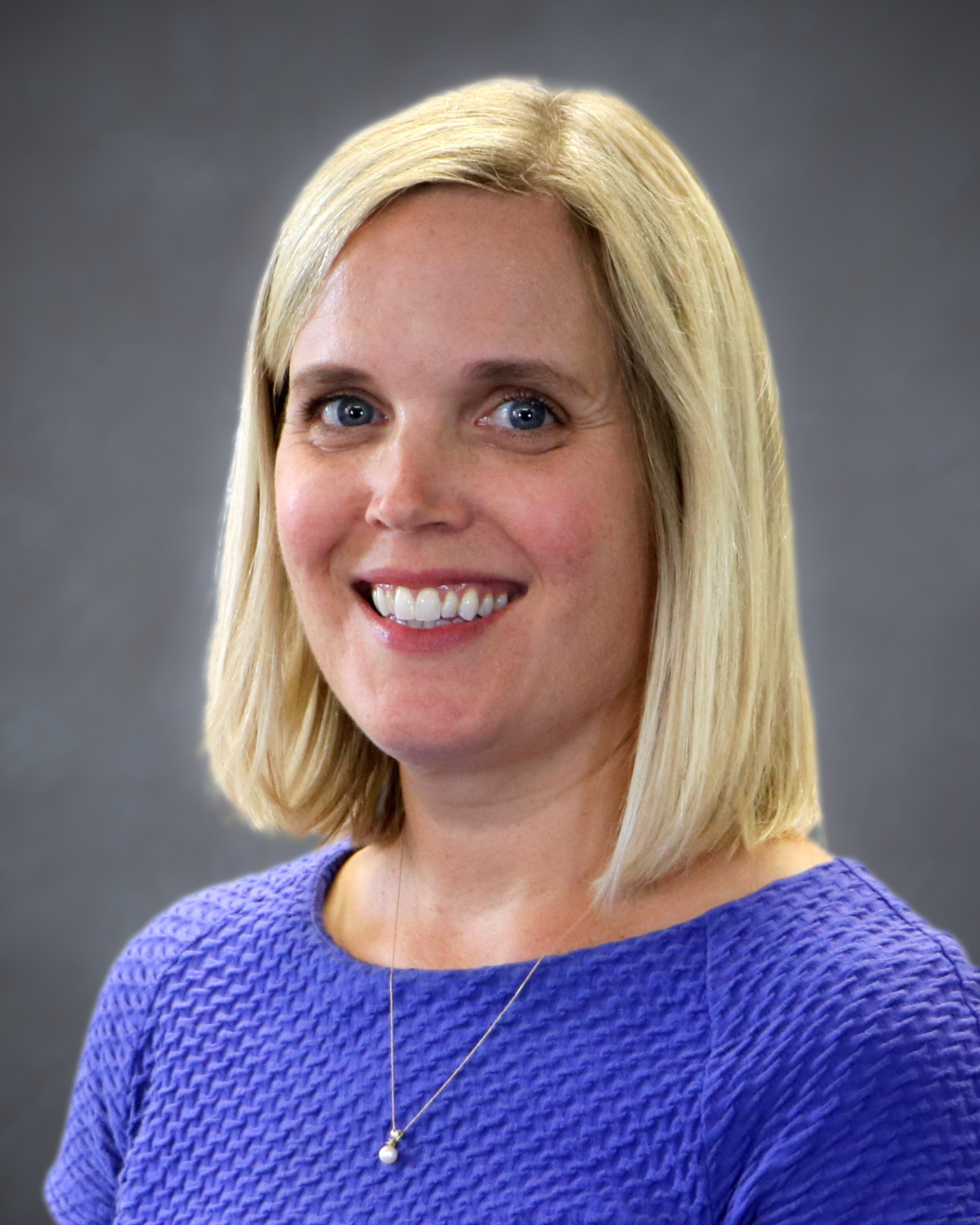 Photo of Jennifer Folliard